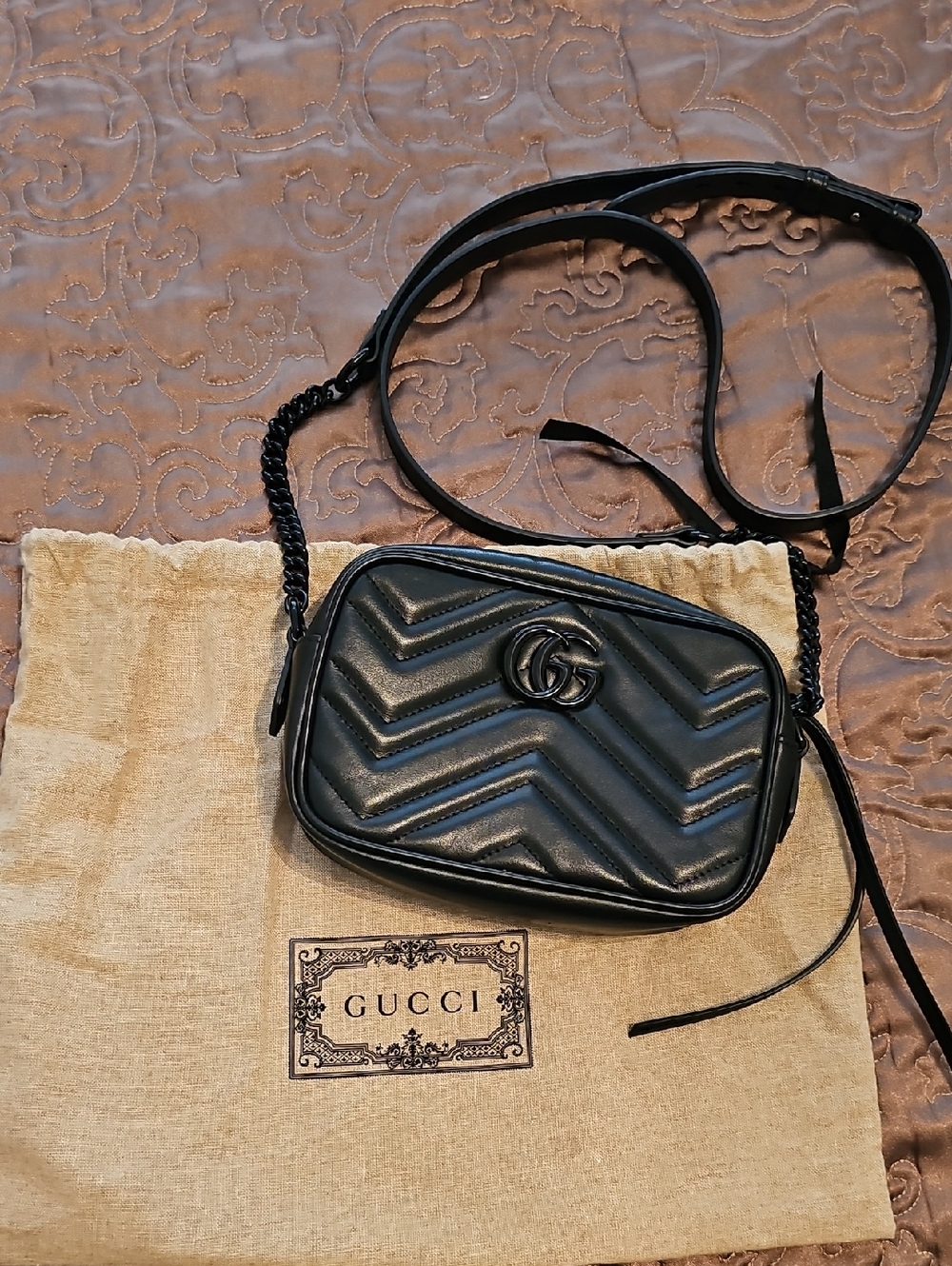 Gucci Black Chevron GG Leather Crossbody Bag